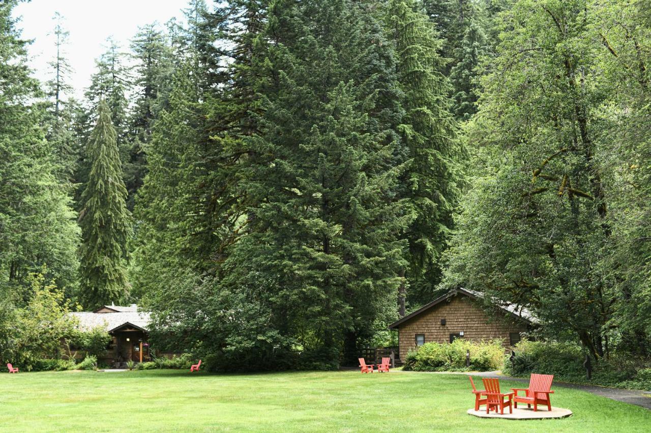 Silver Falls Lodge & Conference Center Sublimity Bagian luar foto